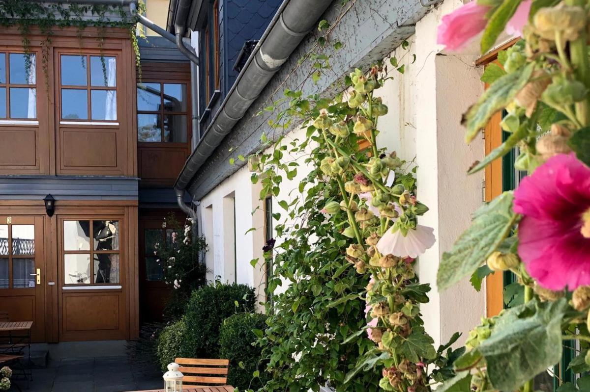 App. Deck 5, Idyll. Innenhof Apartment Rostock